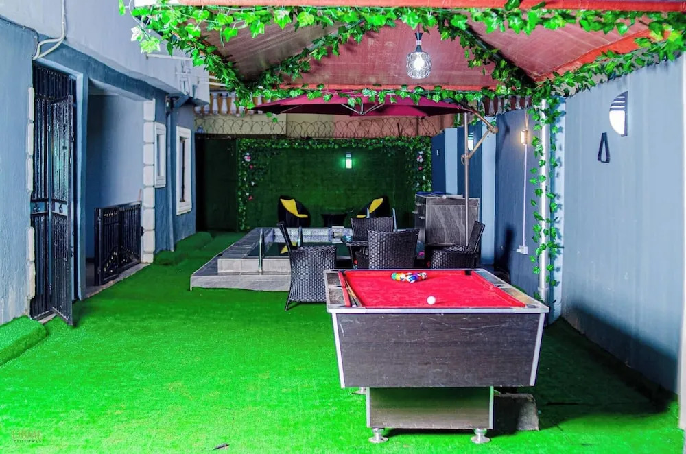 2 Bedroom Luxury Apartment With Pool -24hrs Power -ps4
