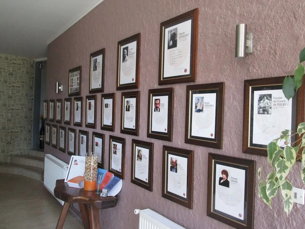 Logis Hotel Les Gravades Ussel