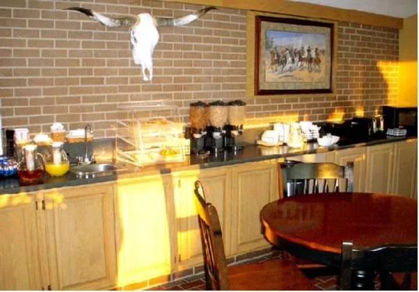 Townsman Inn