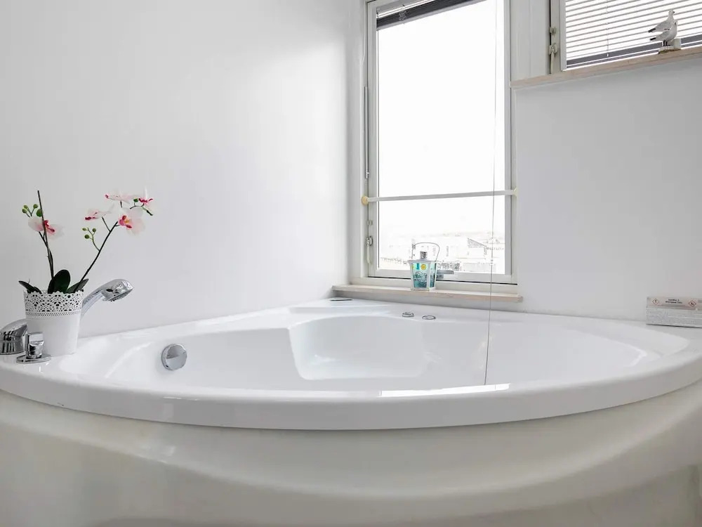 Elegant Holiday Home in Funen With Whirplool