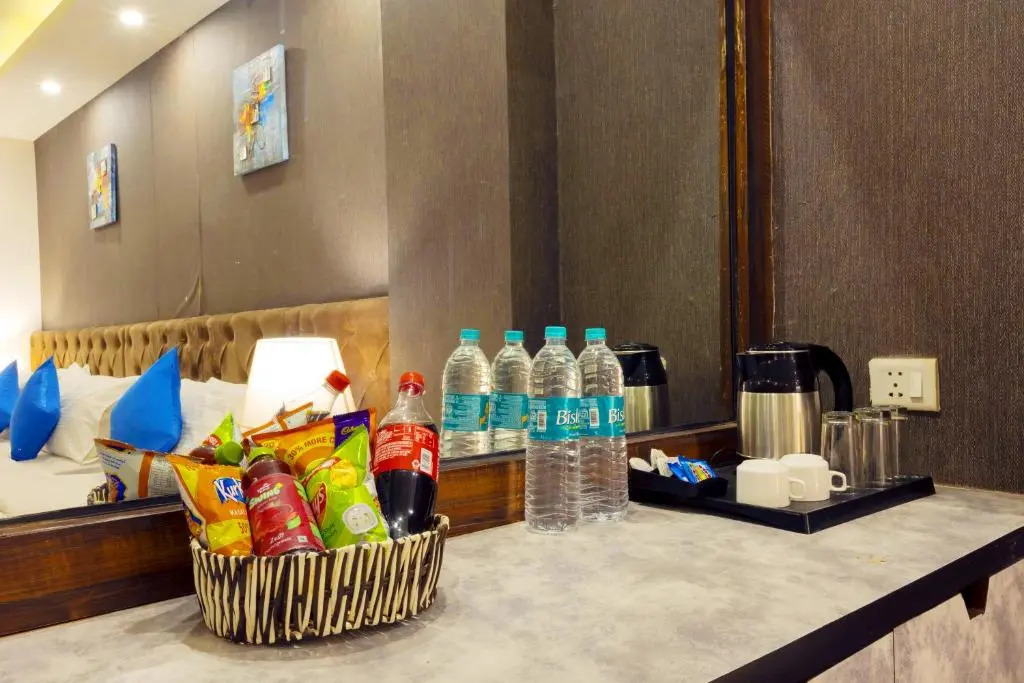 Hotel Vertu IGI Delhi Airport By OPO,Free Airport Pickup & Drop