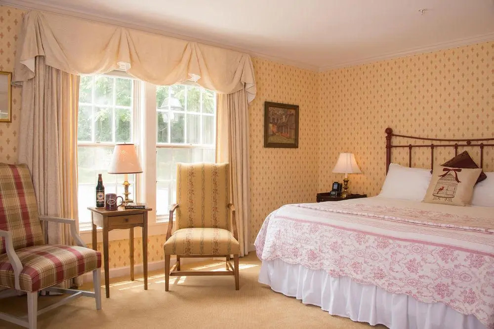 Deerfield Inn