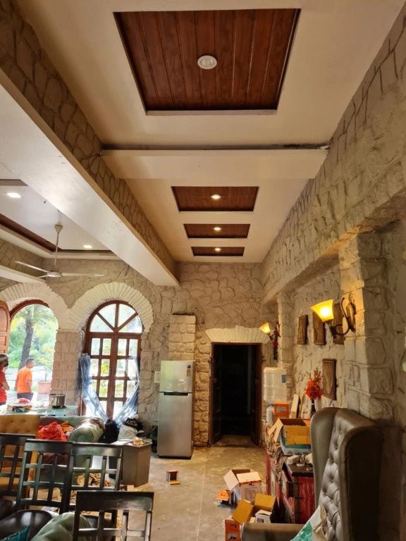 Luxurious Vintage Villa