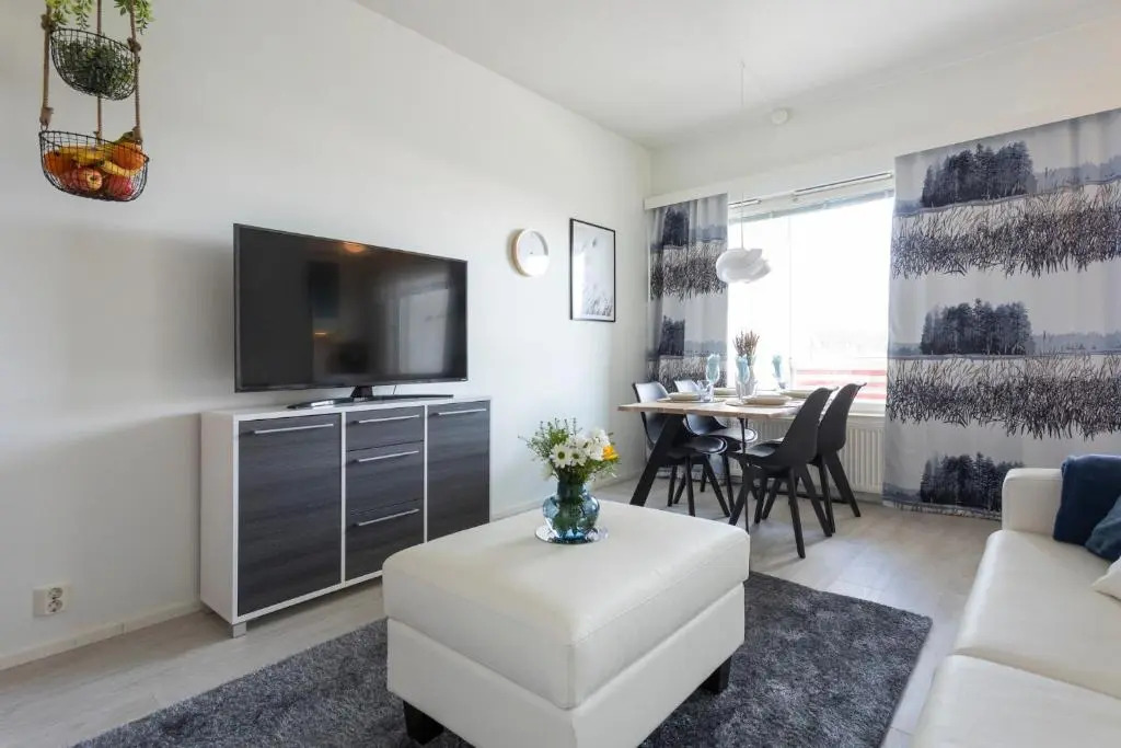 Tuomas´ luxurious suites, Rakka