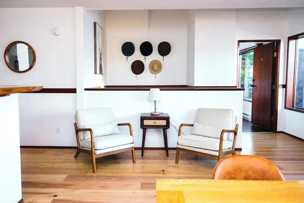 Secluded Oceanfront - Upstairs