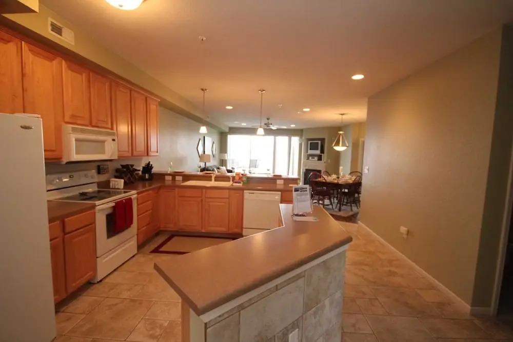 Lands End 218 - 3 Br Condo
