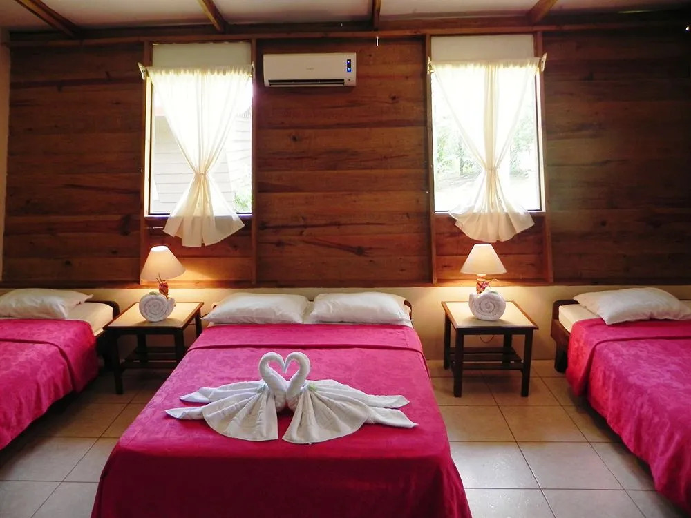 Hotel Faro Arenal