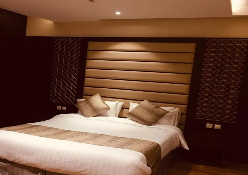 Sobat Hotel Suites