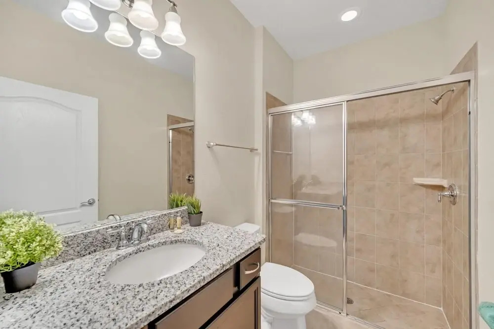 8BR Home Sleeps 16 - With Pool Hot Tub Games