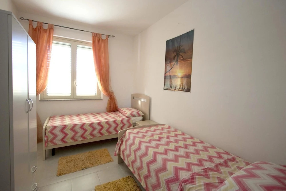 Apartment With 2 Bedrooms in Caulonia Marina, With Wonderful Mountain View, Pool Access, Furnished Balcony - 100 m From the Beach