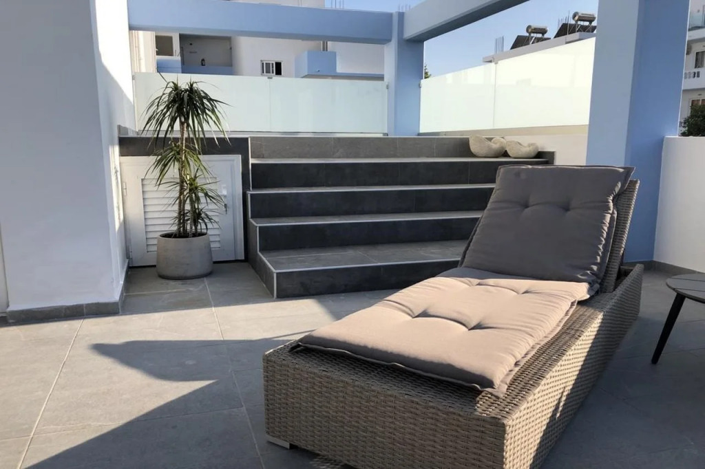 Elpida Beach Studios