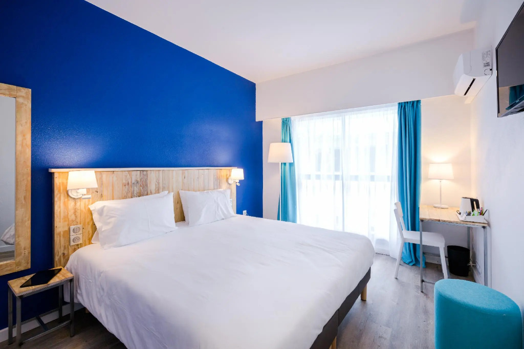 Hôtel Le Grand Bleu