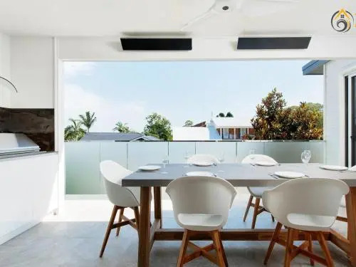 Luxury in Corlette - 4 Drungall Ave
