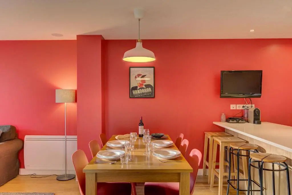 BIOLAY 2 - Alpes Travel - Central Chamonix - Sleeps 6
