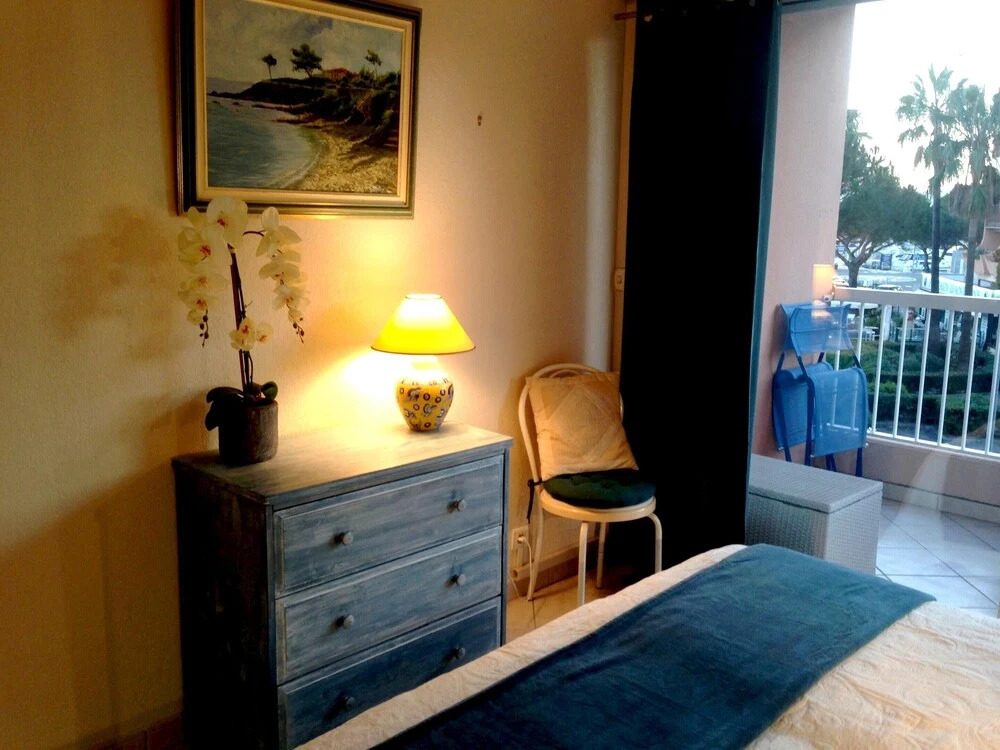 Apartment With one Bedroom in Fréjus, With Wonderful sea View, Balcony and Wifi