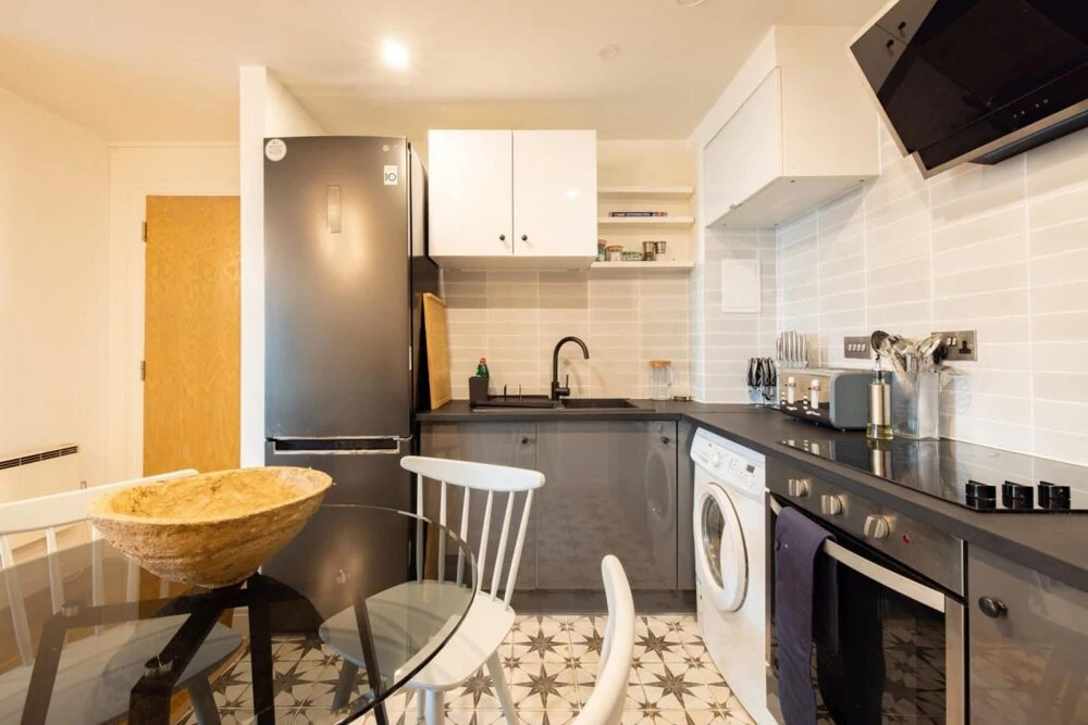 The Wandsworth Secret - Adorable 2bdr Flat With Balcony