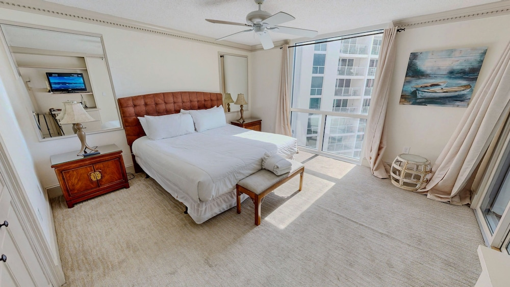 Shoreline Towers 2072 2 Bedroom Condo