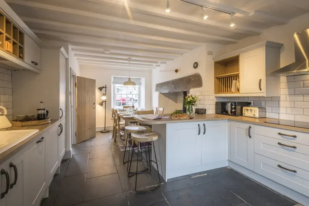 Cottage With hot tub in Llan Ffestiniog, No Deposit