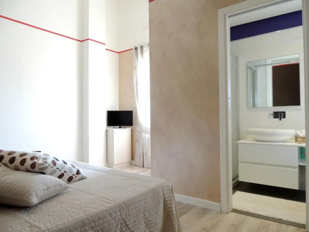 B&B Melanella