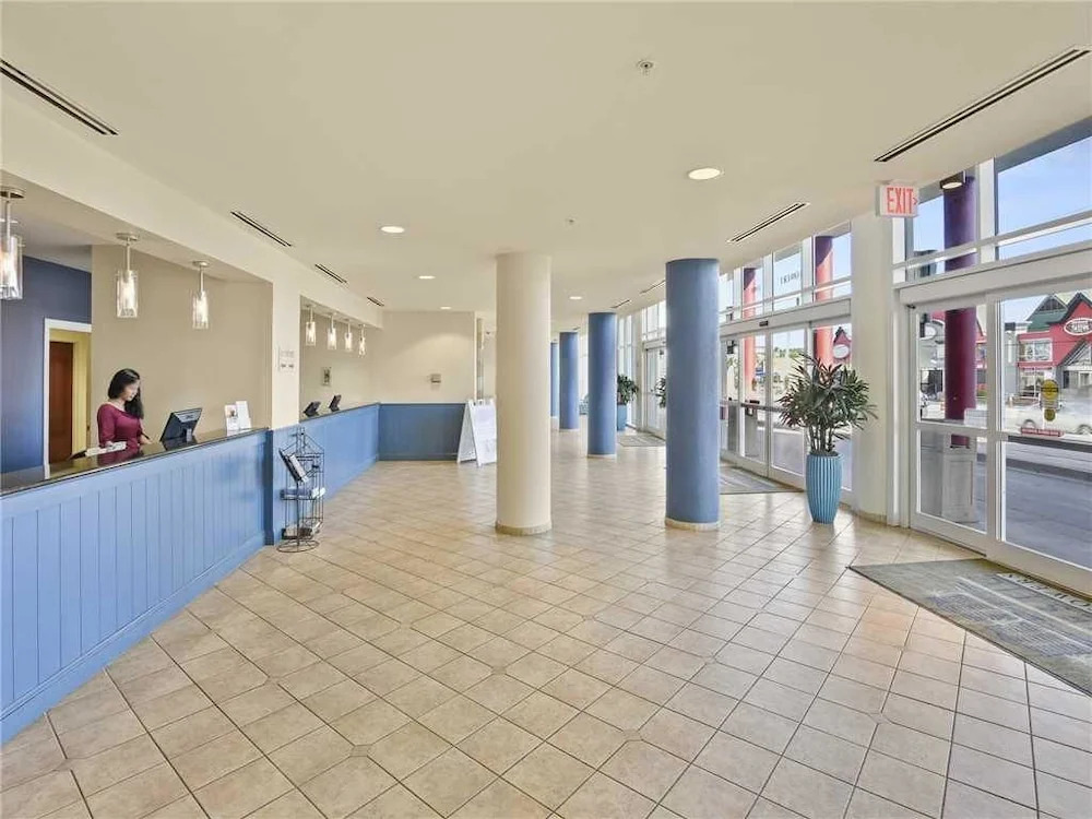 Majestic 1206 East Tower II - Three Bedroom Condo