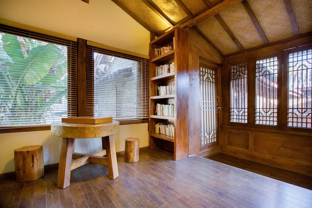 Songshi Guqin Inn