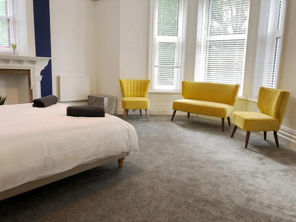 Summer Breeze. 3-bed apartment close to the beach