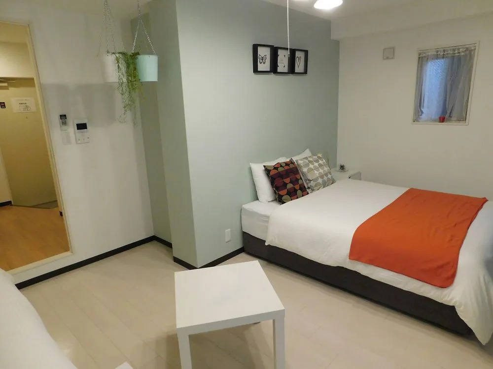 Namzzang House