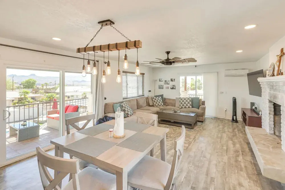 2 Mi to Lake Havasu & Dtwn: Home w/ Game Room!
