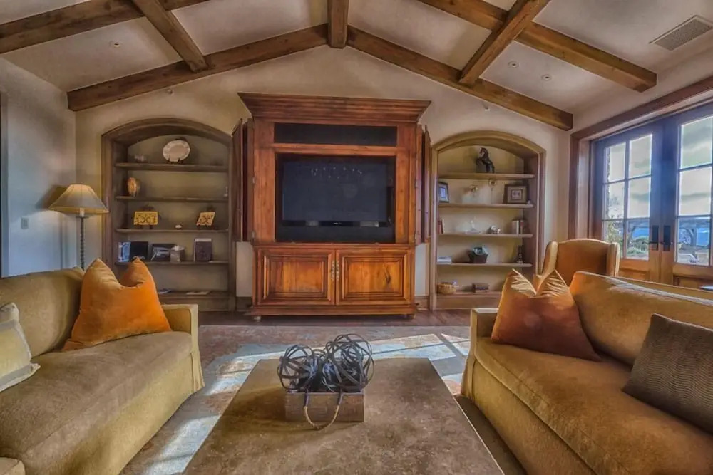 LX1 Chateau D' Renaitre Estate - Carmel-by-the-sea