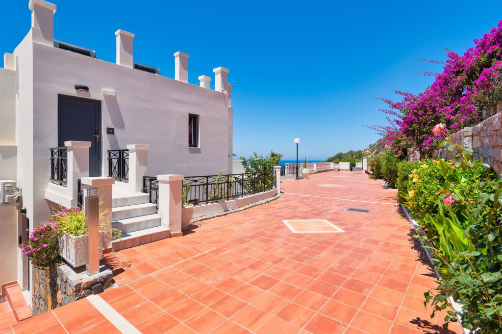 Minois Boutique Hotel