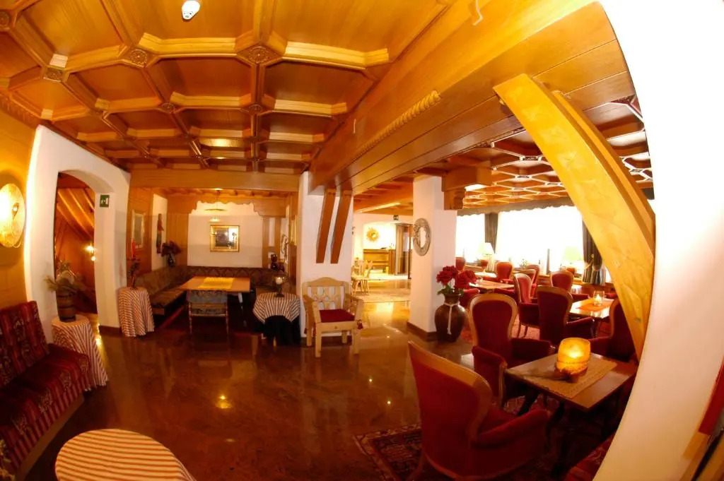 Hotel Meida
