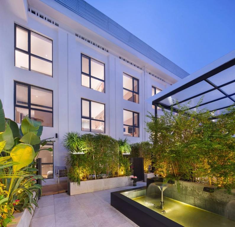 From.K Hotel Changsha Wuyi Square IFS