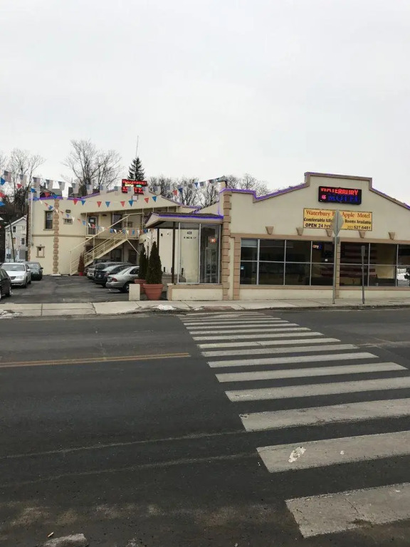 Waterbury Motel