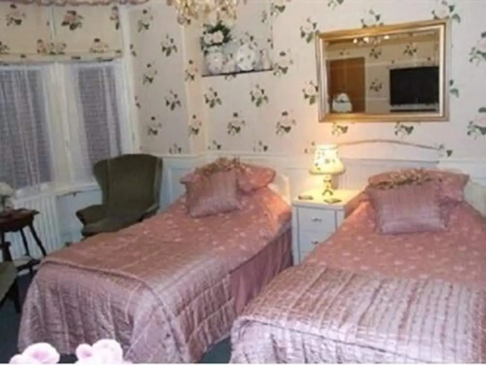 Whitefriars Hotel