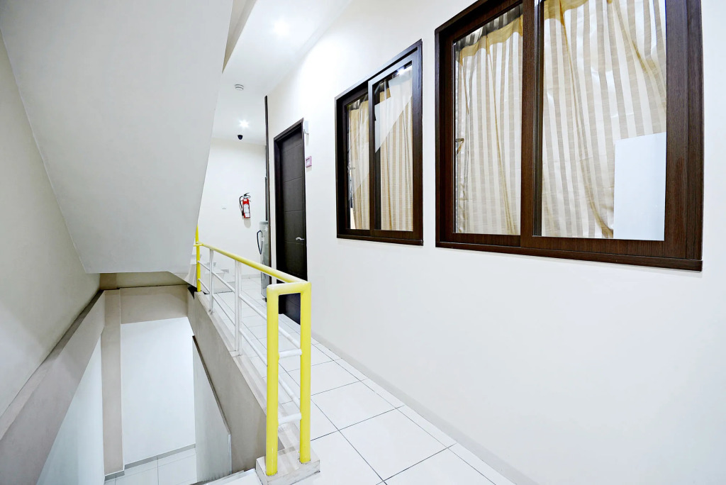 ZEN Rooms Cideng Barat
