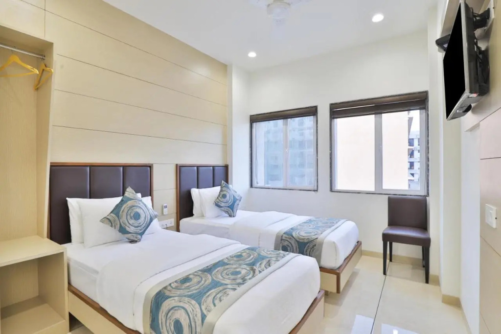 HOTEL SURAT