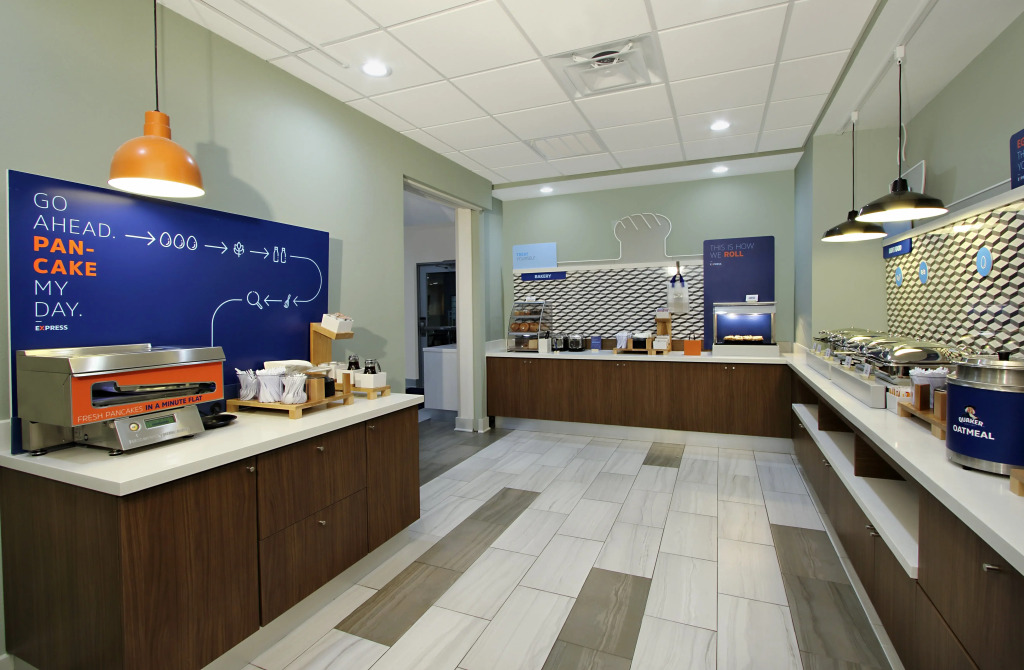Holiday Inn Express & Suites - Lake Charles South Casino Area by IHG