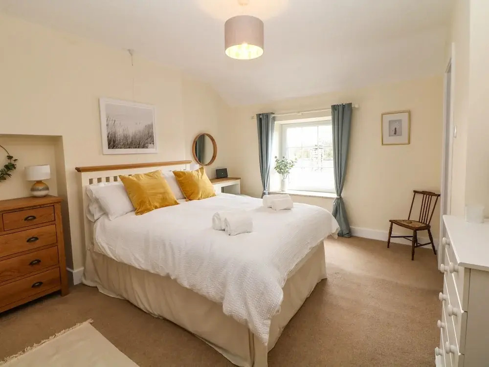 4 Alma Road