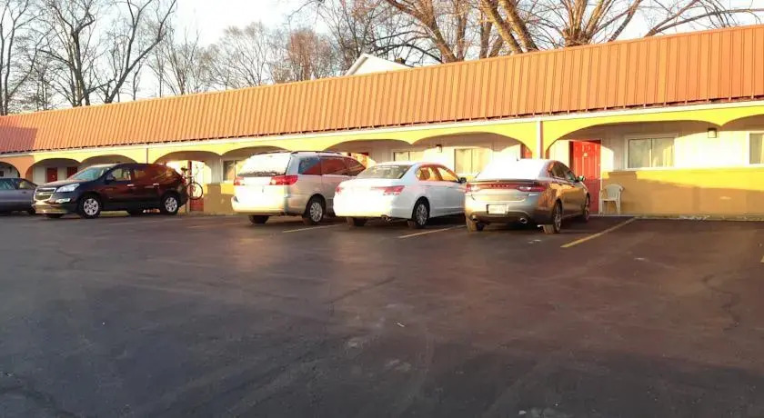 Budget Host Inn
