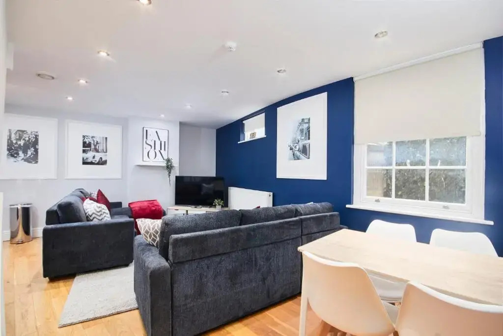 The Stunning Central Jewels Of Bath - Sleeps 24!