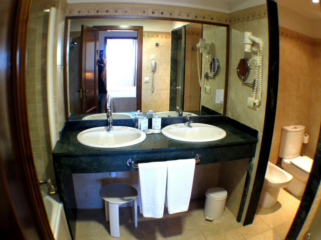 Ohtels Cabogata