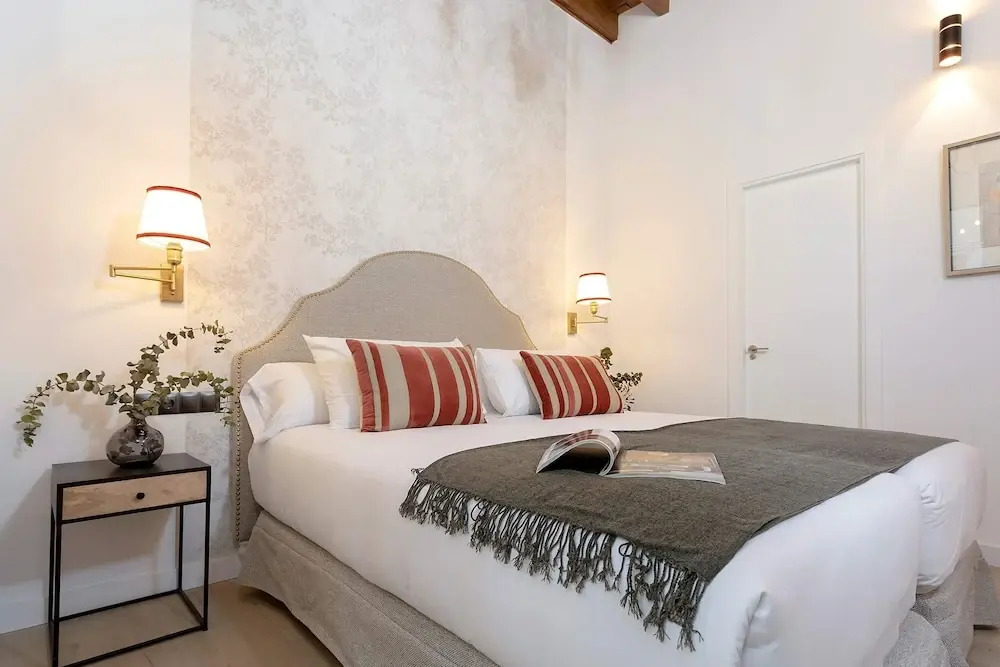Bright Apartment in Sevilla Teodosio II