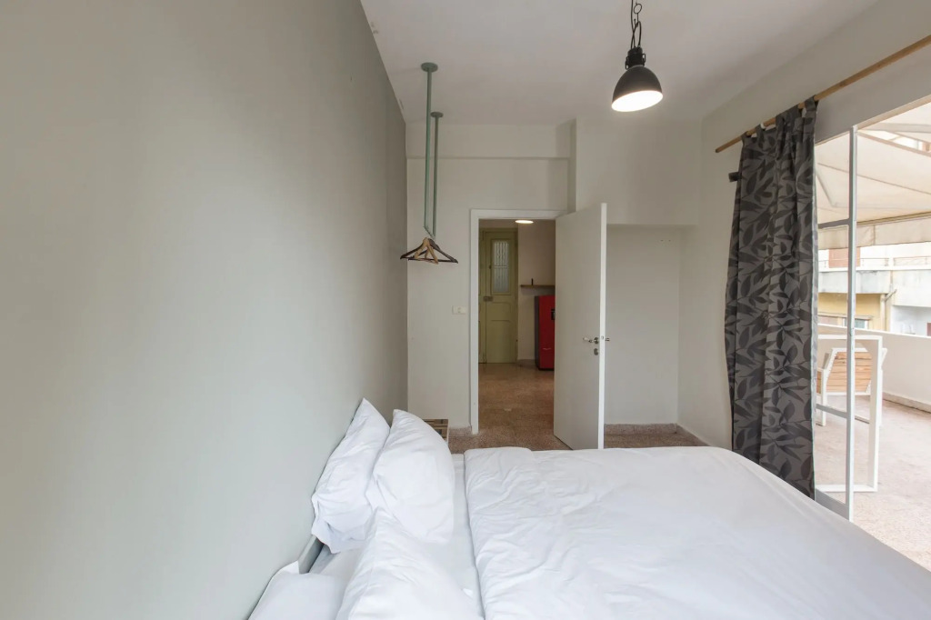 The Grand Meshmosh Hotel