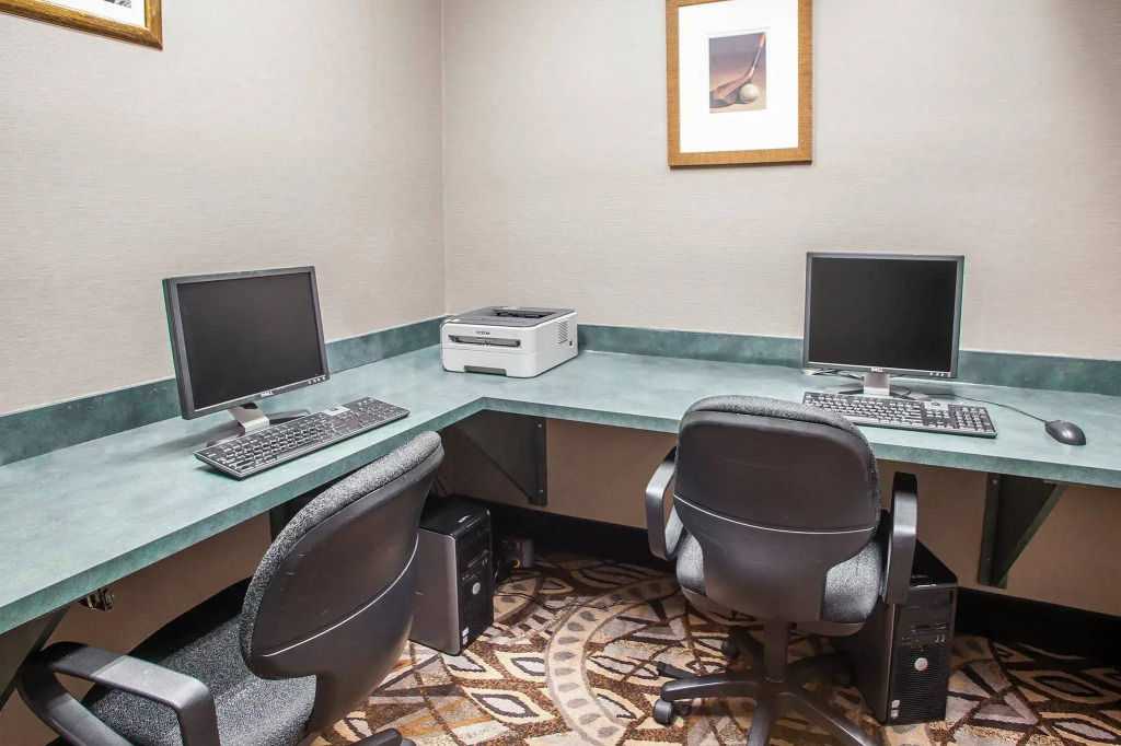 Comfort Inn & Suites Lees Summit - Kansas City
