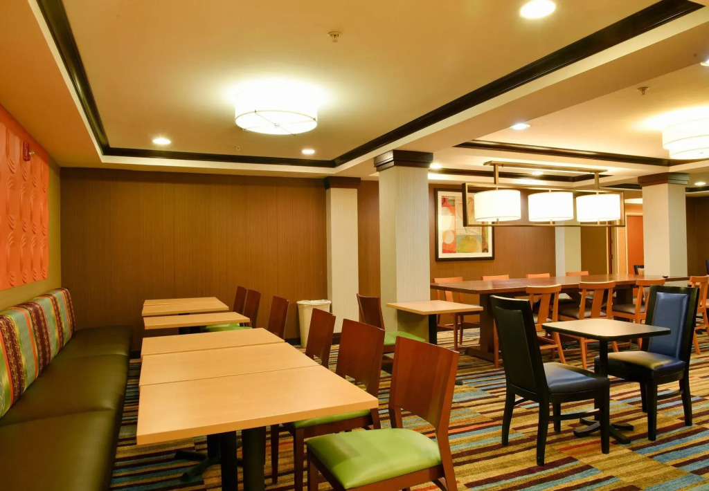 Fairfield Inn Hartford Airport