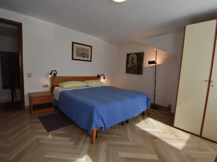Apartment Casanas-1 by Interhome