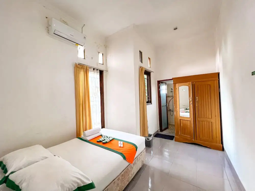 Homestay Syariah Jakal 3 Dekat UGM by Simply Homy