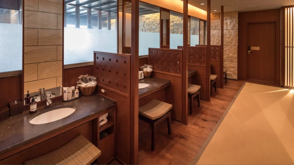 Akakura Kanko Hotel
