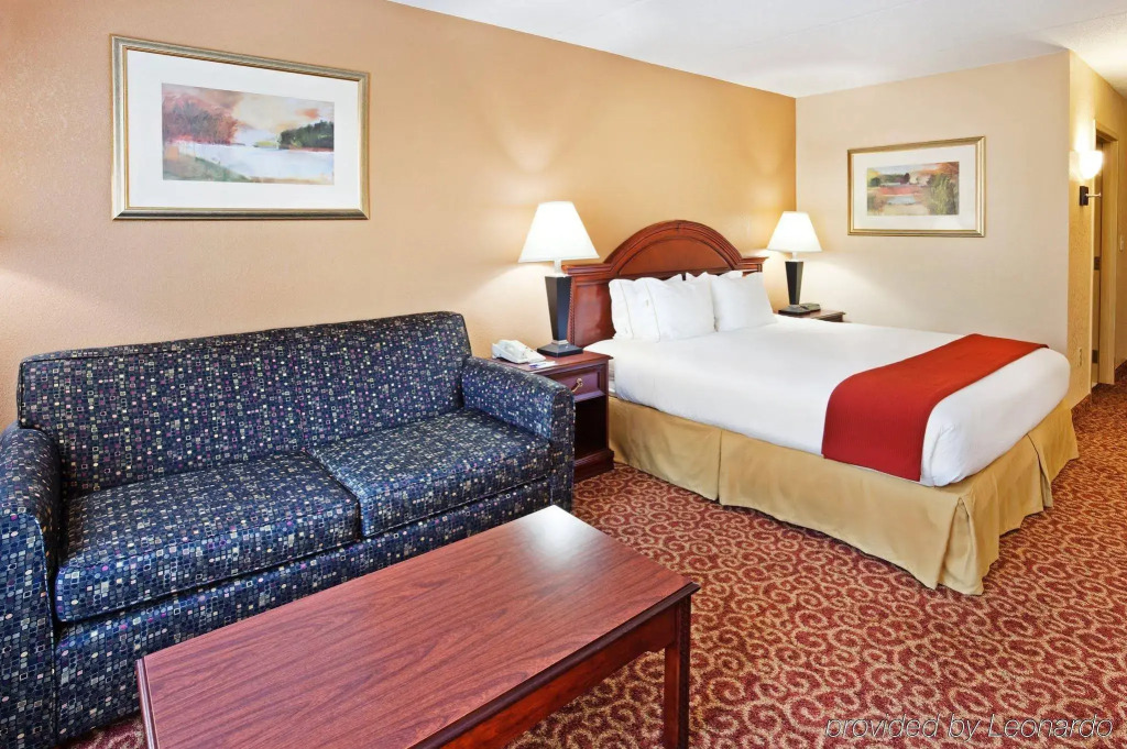 Holiday Inn Express & Suites Kings Mountain - Shelby Area by IHG