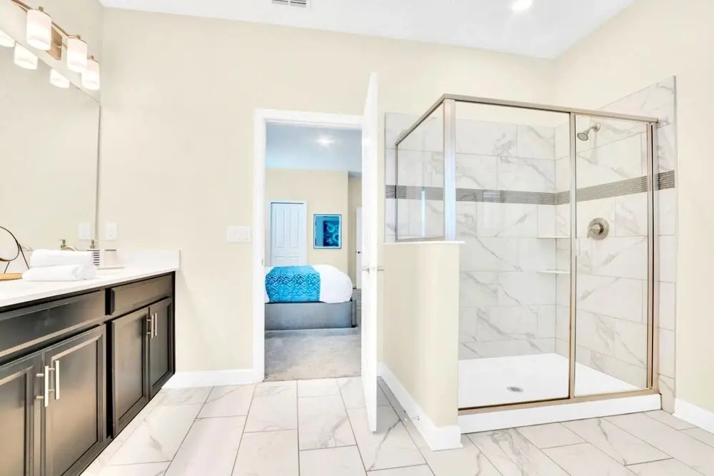Stunning 8BR Home w BBQ Pool Hot Tub